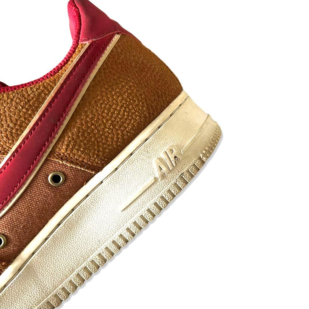 NIKE AIR FORCE 1 07 LV8 スニーカー　26.5cm
