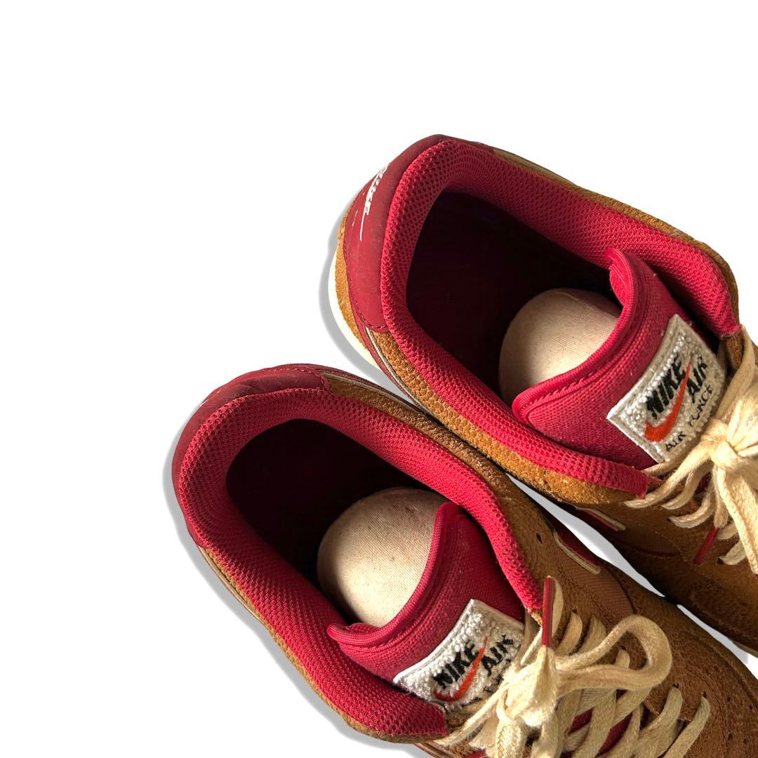 NIKE AIR FORCE 1 07 LV8 スニーカー　26.5cm
