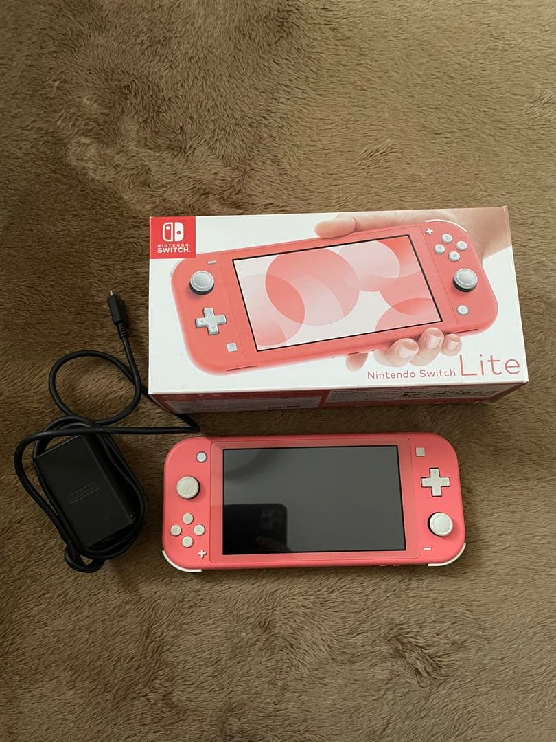 Nintendo Switch Lite 本体 【色】コーラル　ピンク