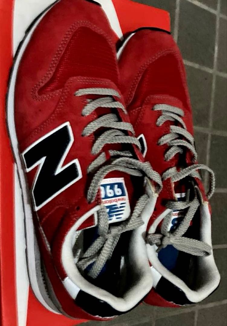 美品New Balance 996 レッド　スニーカー