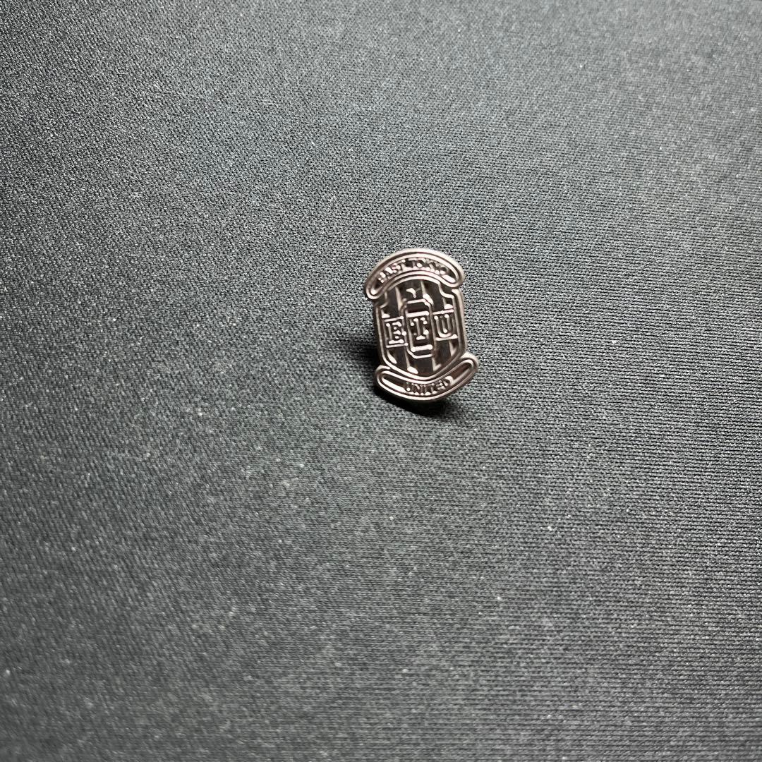 ジャイアントキリング全巻セット(1〜67)＋ETUピンバッジ
