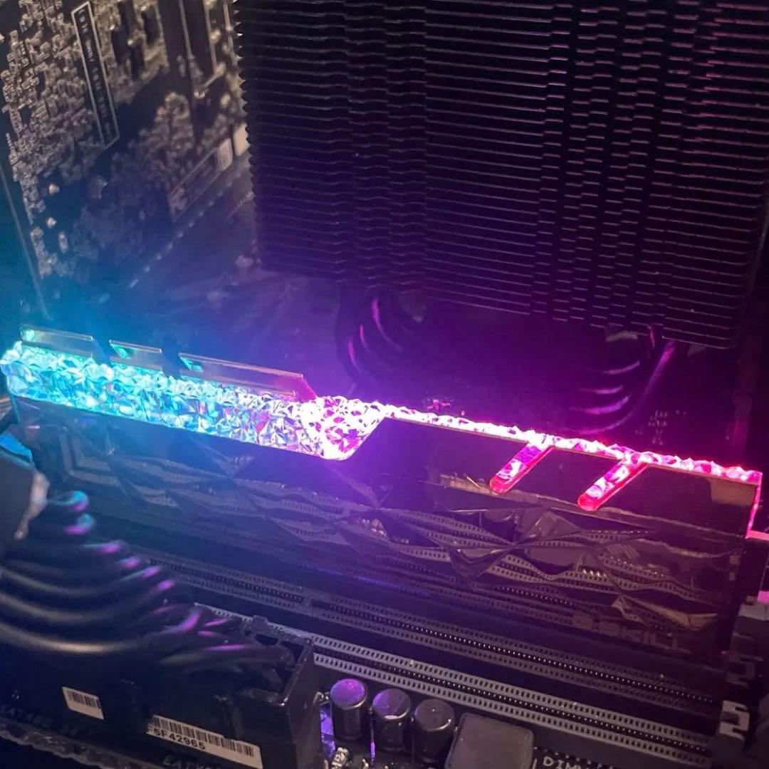 メモリー G.SKILL Trident Z  Elite 16GB