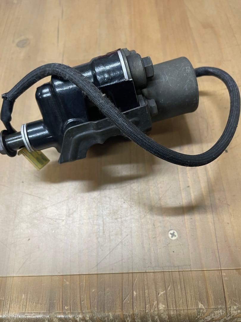 ホンダCBR400Fレブソレノイドバルブ中古