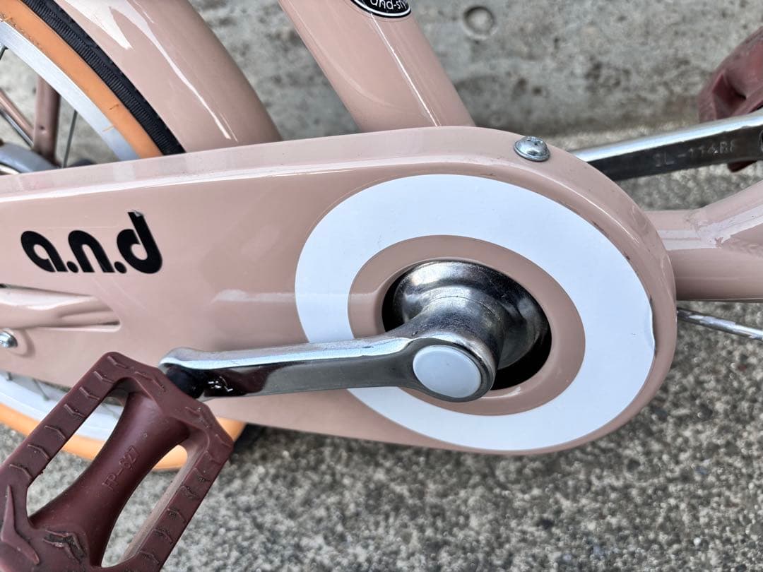 18インチ a.n.d 子供用自転車 ベージュ 前カゴ付き