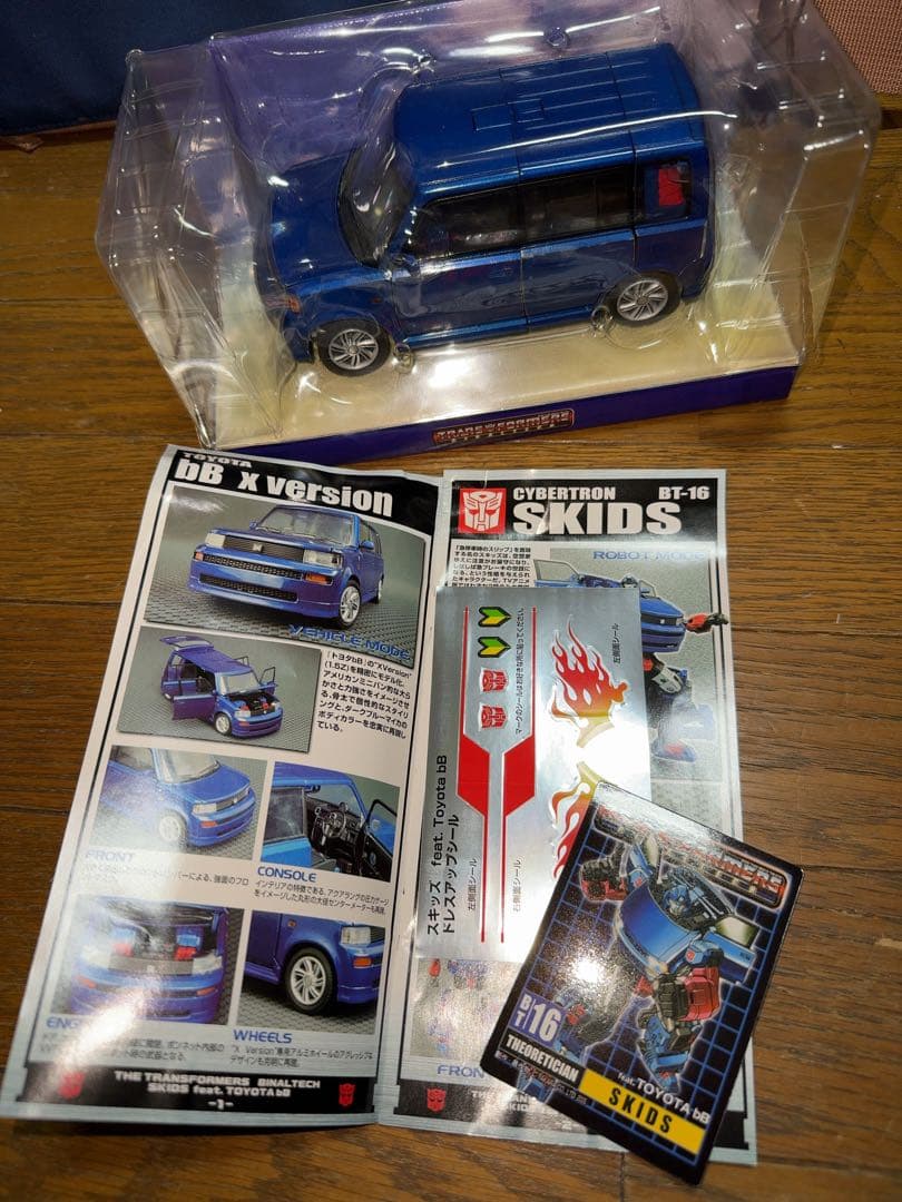 希少 トランスフォーマー トヨタ bB スキッズ BT16