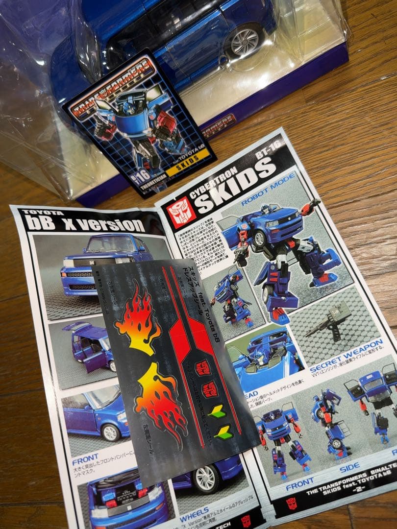 希少 トランスフォーマー トヨタ bB スキッズ BT16
