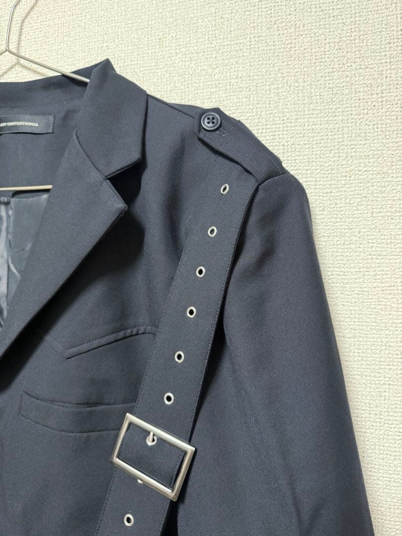 ノットコンベンショナル-bondage harness jacket-