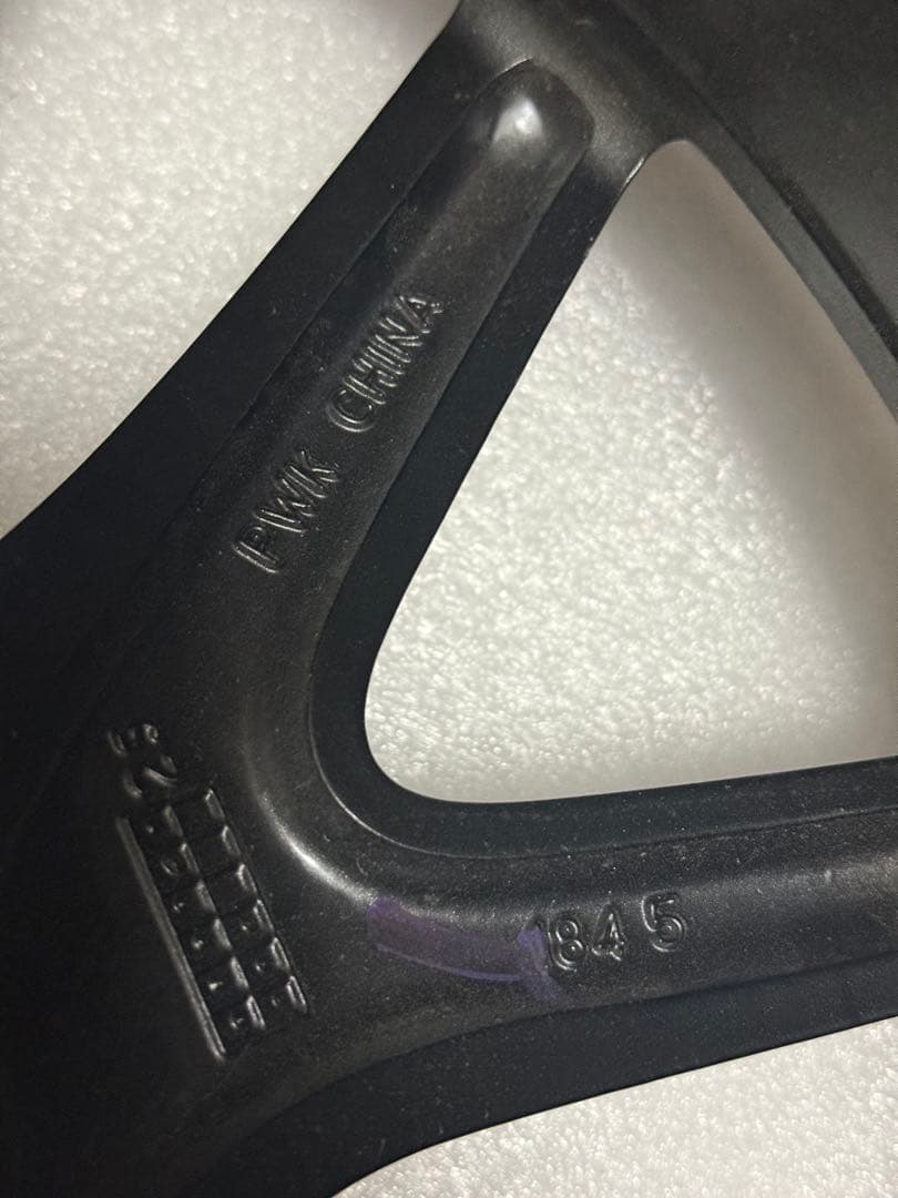テスラ Model3 純正18インチホイール