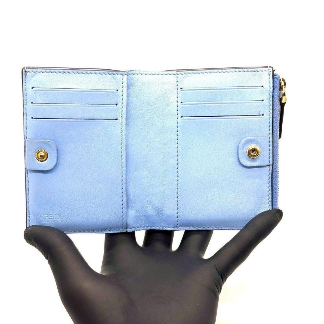 ア*ー様 FENDI　二つ折り財布 バゲット FF総柄 エンボスレザー 箱付き