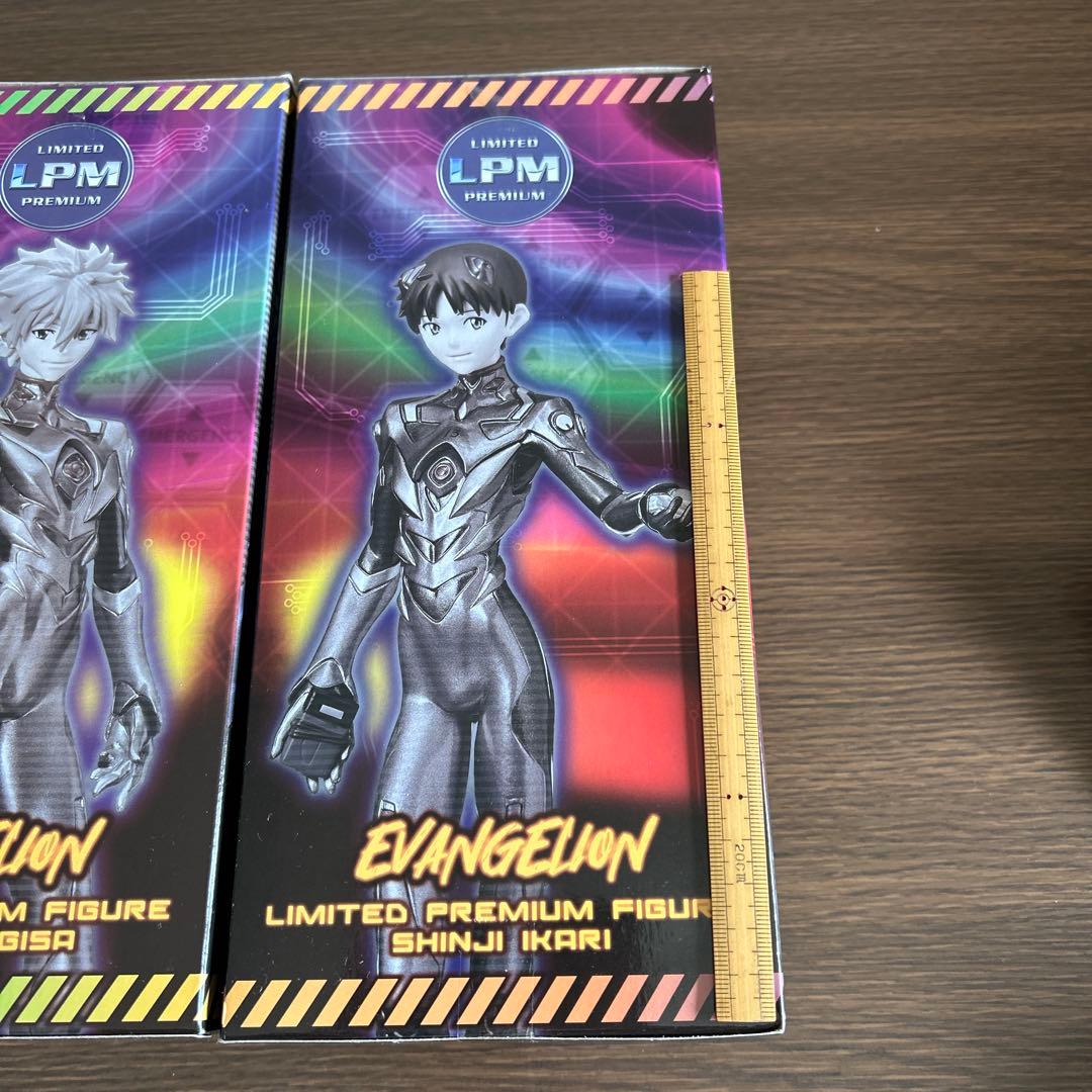 d*3様 ヱヴァンゲリヲン新劇場版　碇シンジ　渚カヲル　フィギュアセット　おまけ