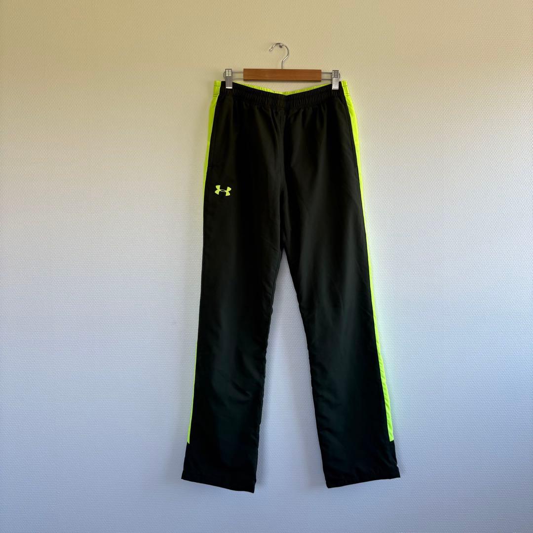 UNDER ARMOUR ウインドブレーカー　セットアップ　裏起毛　蛍光イエロー