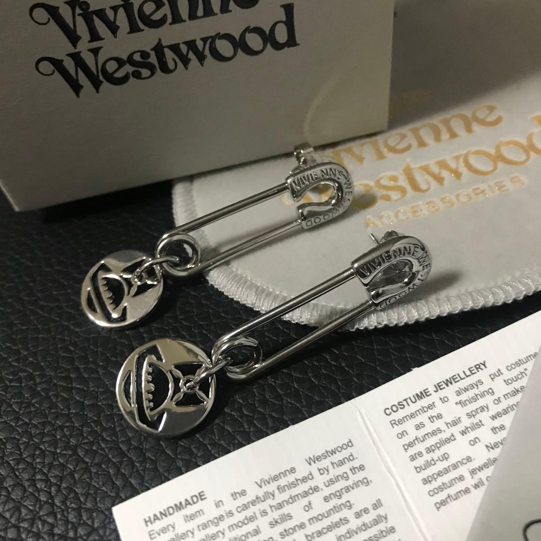 Vivienne Westwood 安全ピン　ピアス