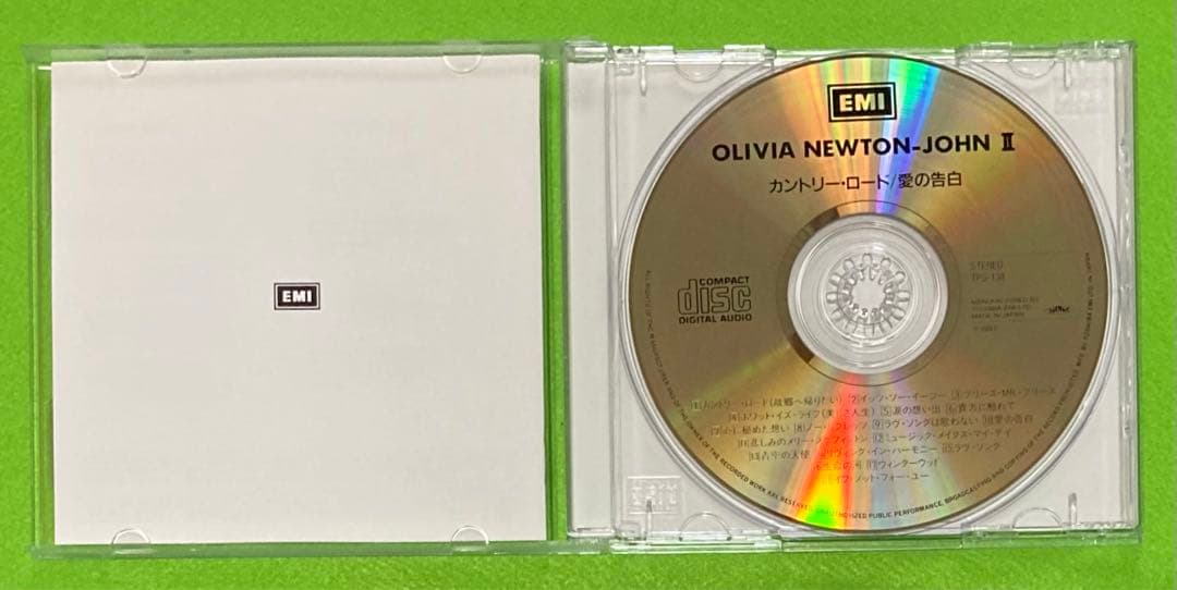 オリビア・ニュートン・ジョン 『カントリー・ロード／愛の告白』CDアルバム