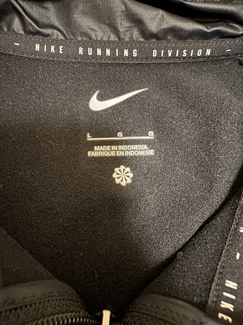ナイキ Running Division ランニング ジャケット メンズ 黒 L