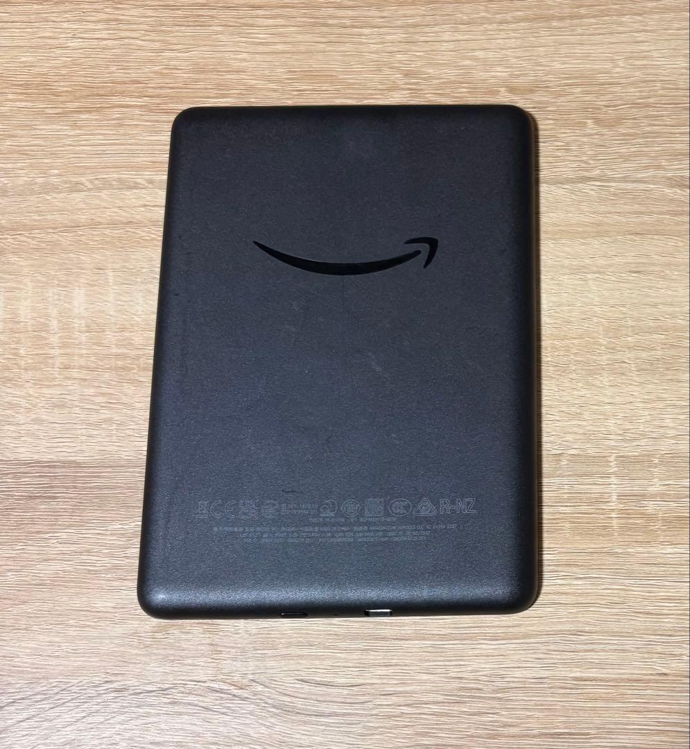 Kindle paperwhite 第10世代　8G B 充電器・ケース付き