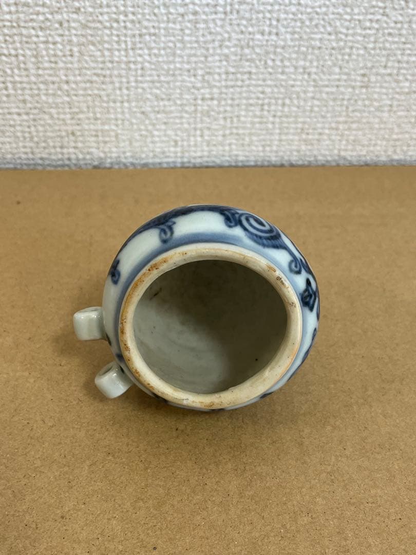 中国古美術 染付草花文小鳥飼い餌入、水入時代物