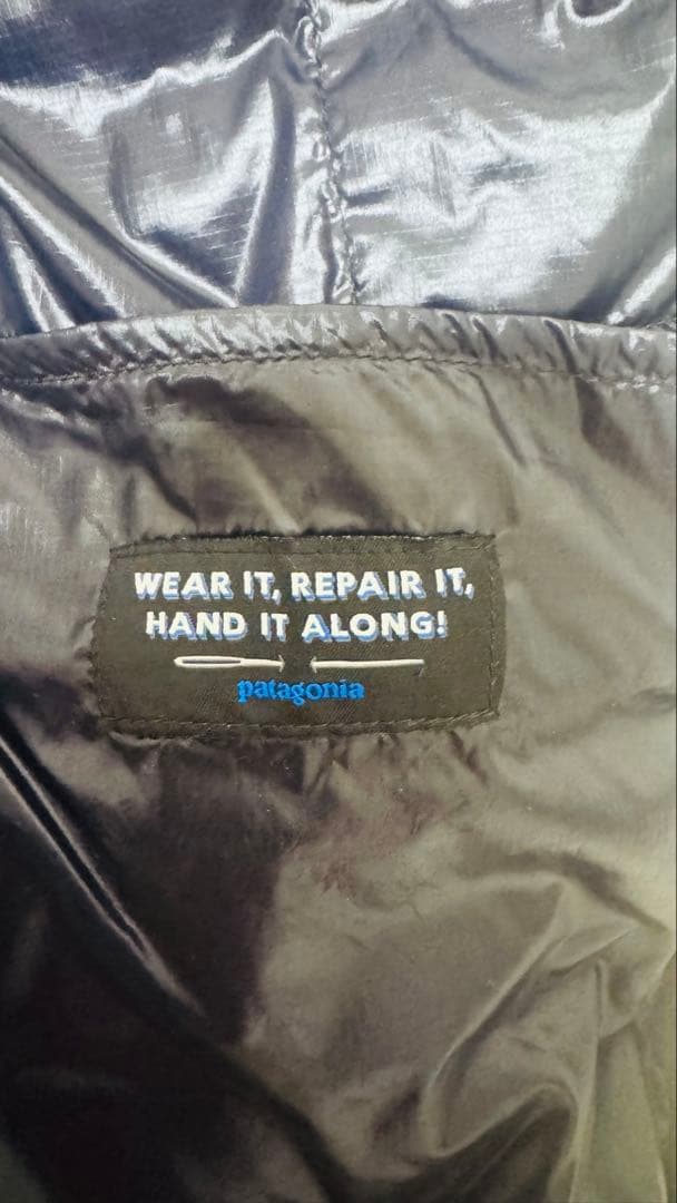 Patagonia ブラック ダウンベスト