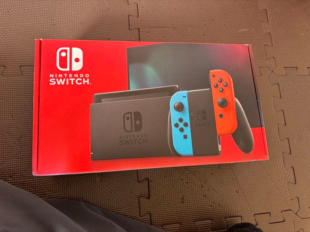Switch本体（バッテリー強化版）+ハンドルコントローラー+ケース