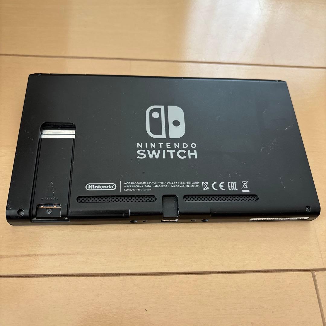 【ジャンク品】Nintendo switch 本体　裏スタンドなし