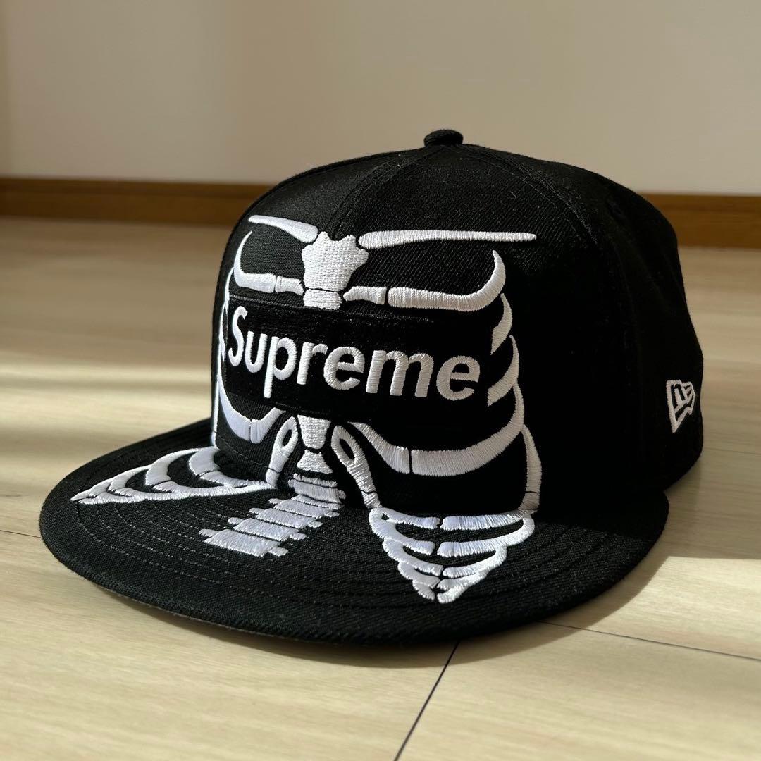 Supreme Bones New Era Cap 4/1 ブラック