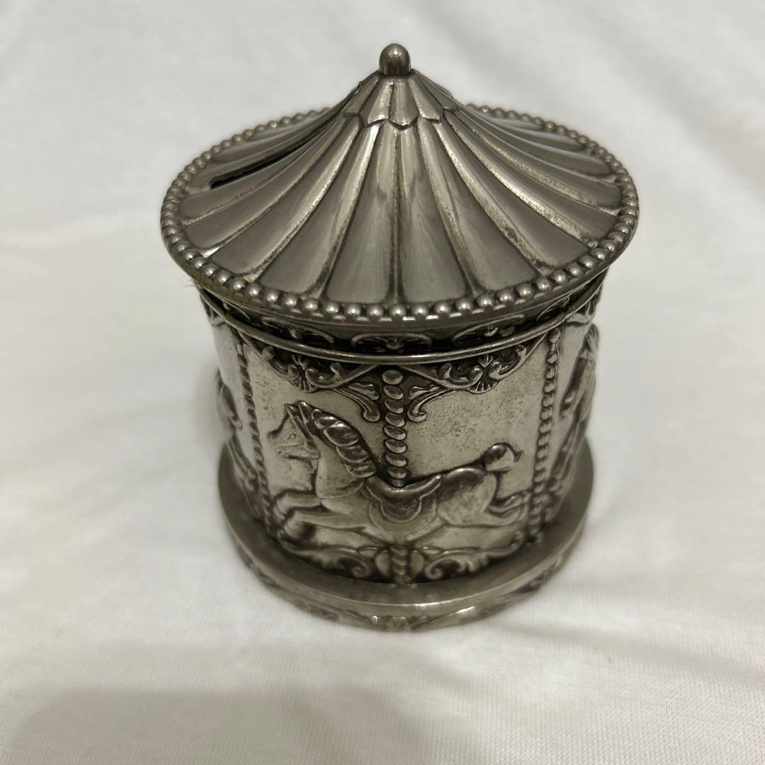 メリーゴーランド　貯金箱　金属製