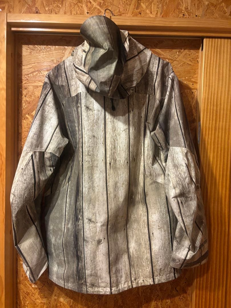 BURTON AK 2L CYCLIC JACKET GORE-TEX 木目柄