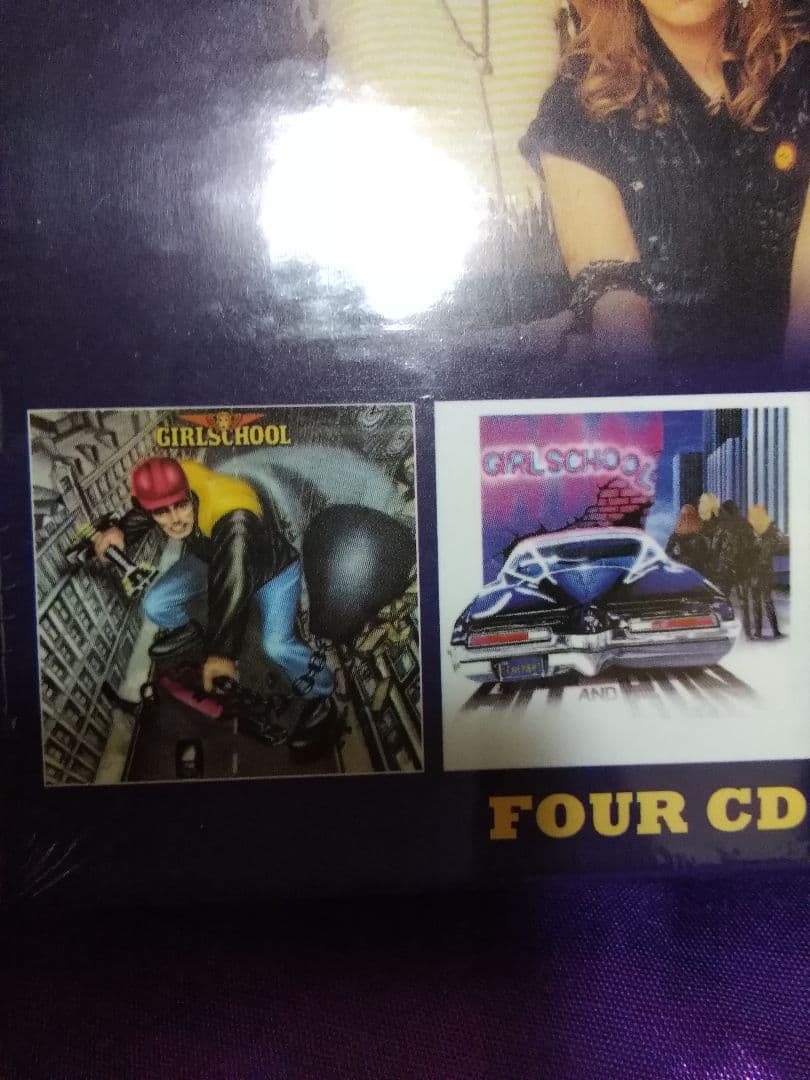 ガールスクール/ザ・ブロンズ・イヤーズ　4CD BOX SET　輸入盤　新品