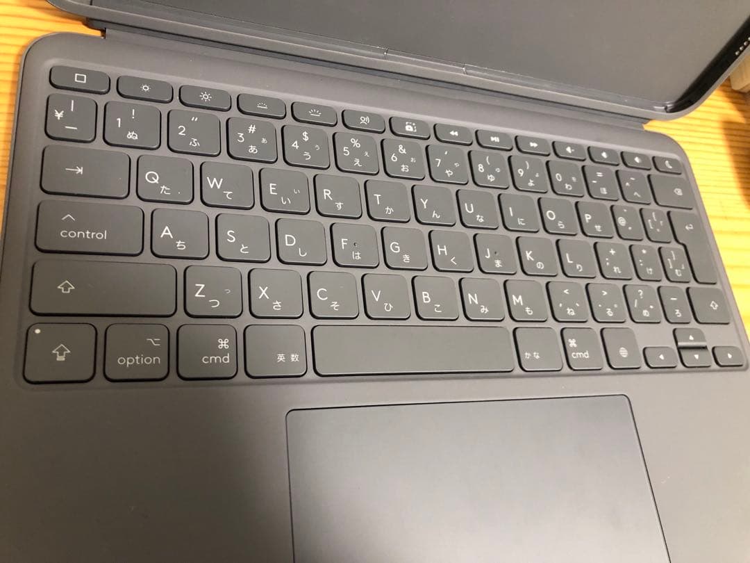 iPad Air M2 13インチ＋Logicool combo touch