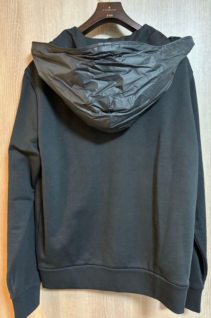 【アンリ】MONCLER＜モンクレール＞ ジップアップフーディ 黒 Ｌ
