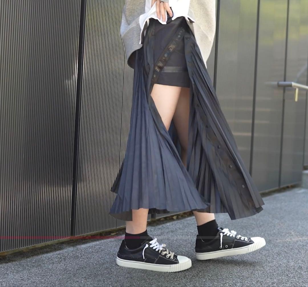 sacai×NIKE サカイ ナイキ プリーツスリットスカート