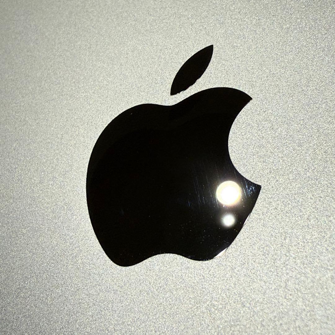 iPad 第5世代 32GB Wi-Fi キーボード付 バッテリー73.5%