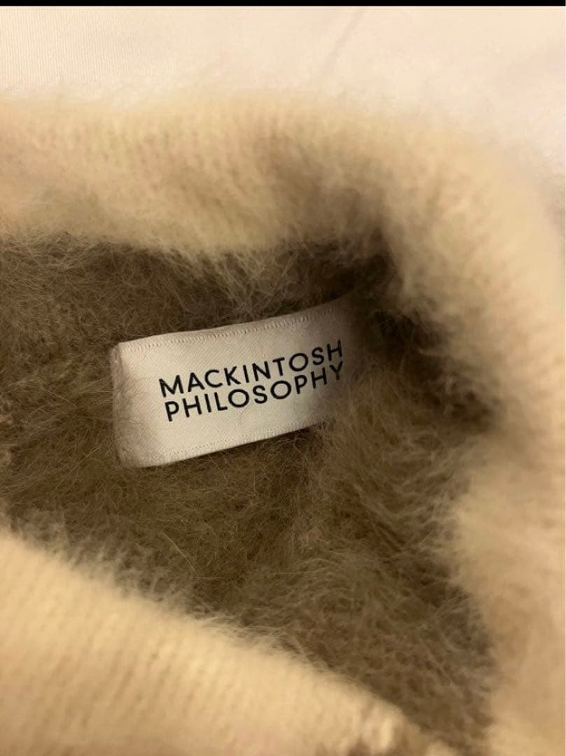 マッキントッシュフィロソフィー クレリックカラー フォックスカシミヤニット