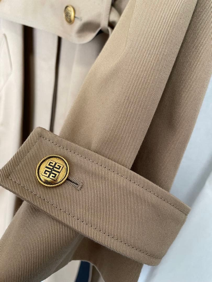 【GIVENCHY】正規品トレンチコート38未使用に近い定価約20万円