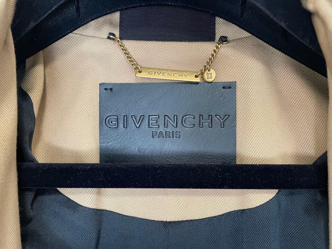 【GIVENCHY】正規品トレンチコート38未使用に近い定価約20万円