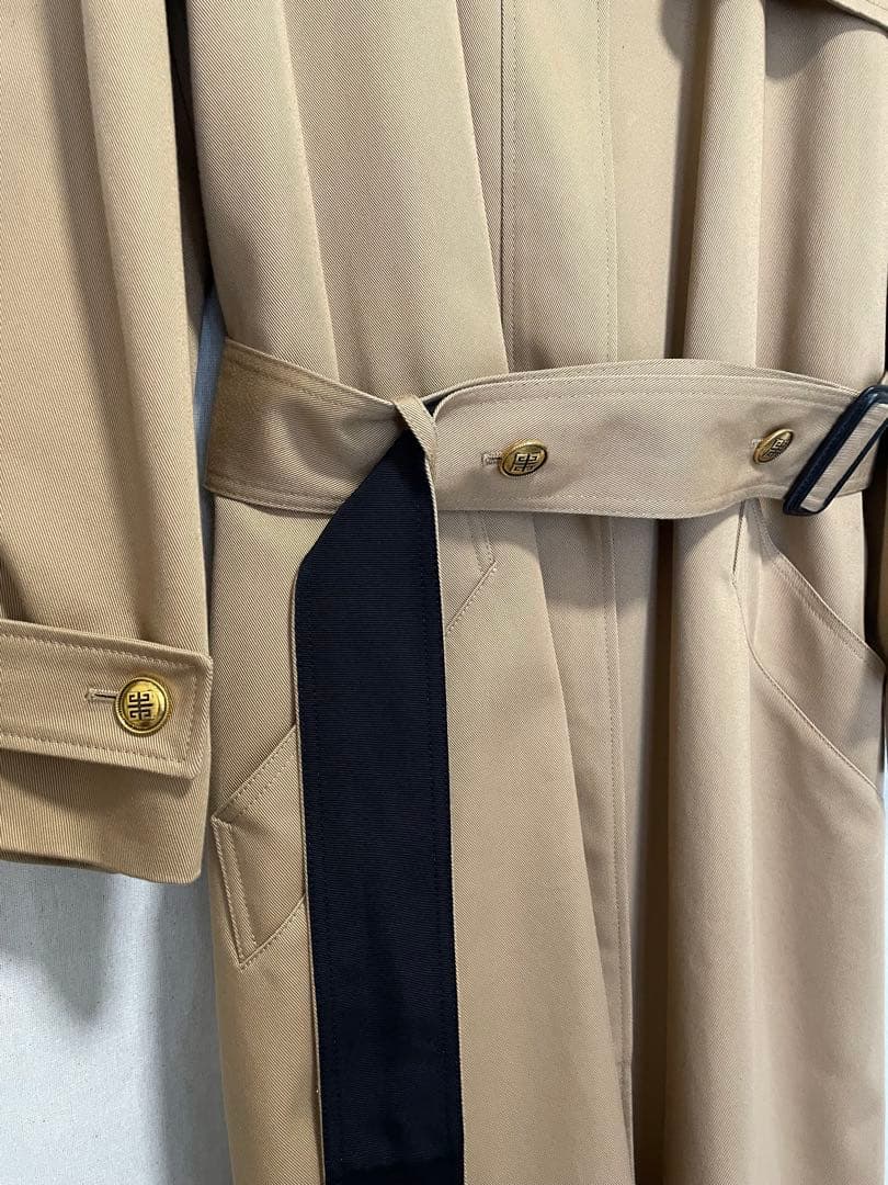 【GIVENCHY】正規品トレンチコート38未使用に近い定価約20万円