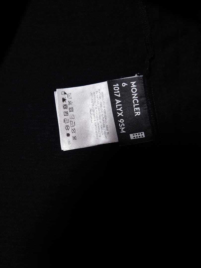 モンクレール　MONCLER 1017 ALYX 9SM　Tシャツ　Ｌ　美品