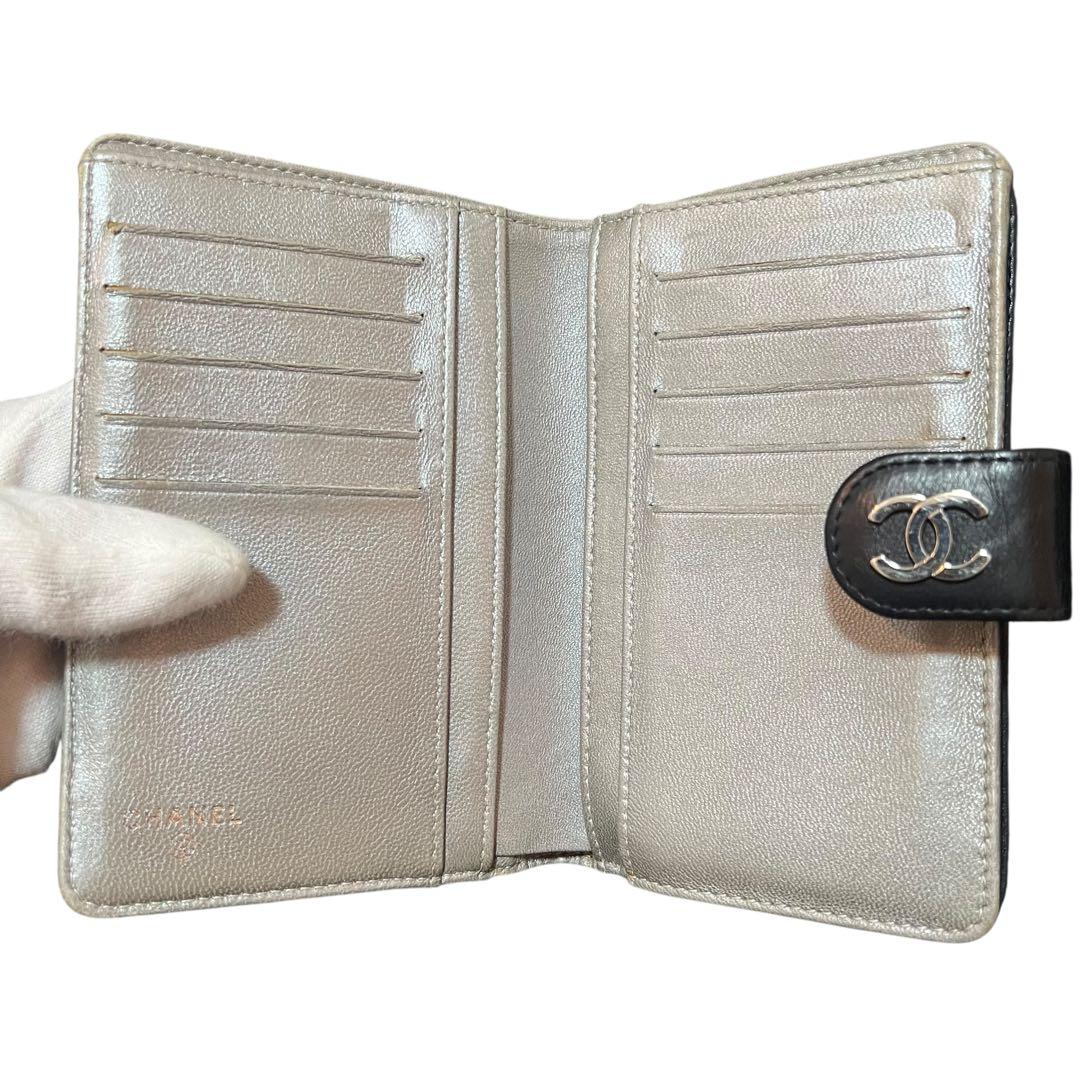 CHANEL シャネル ラムスキン カメリア エンボス 二つ折り財布 ミディアム