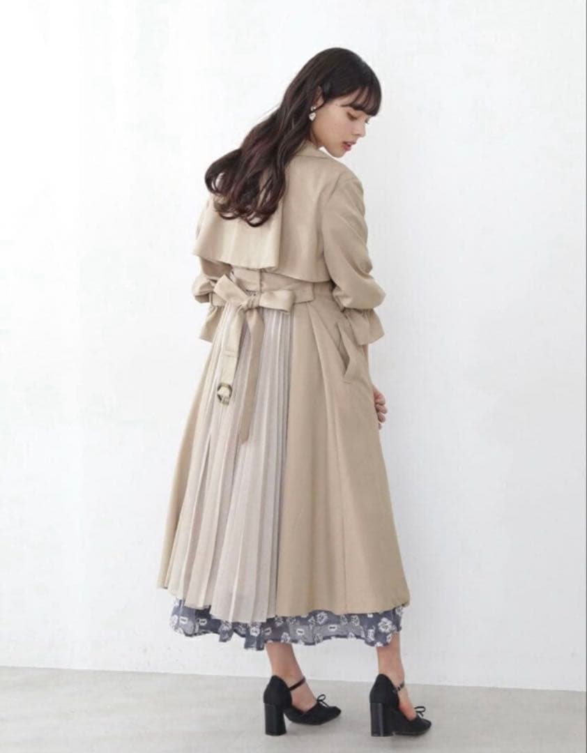 3/28まで！新品JILL by JILL STUARTプリーツトレンチコート