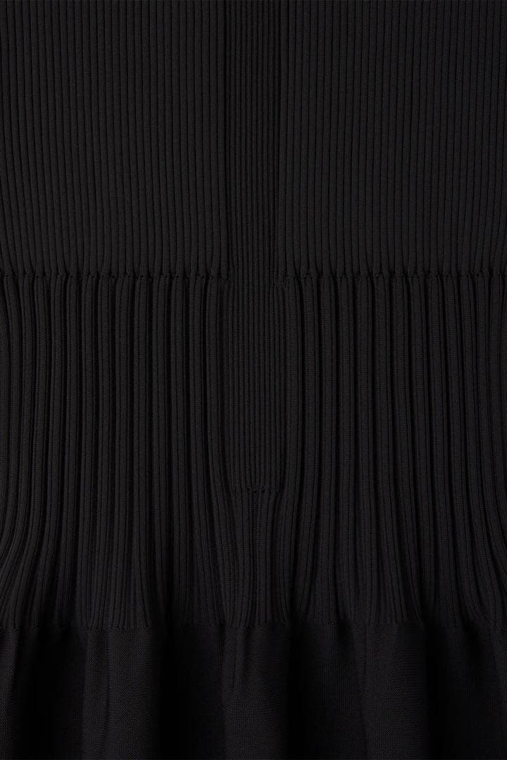 専用ページ【新品未使用】CFCL FLUTED MERMAID SKIRT