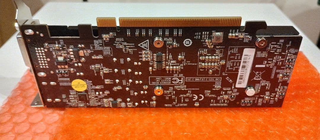 AMD Radeon RX 550 4GB グラフィックボード