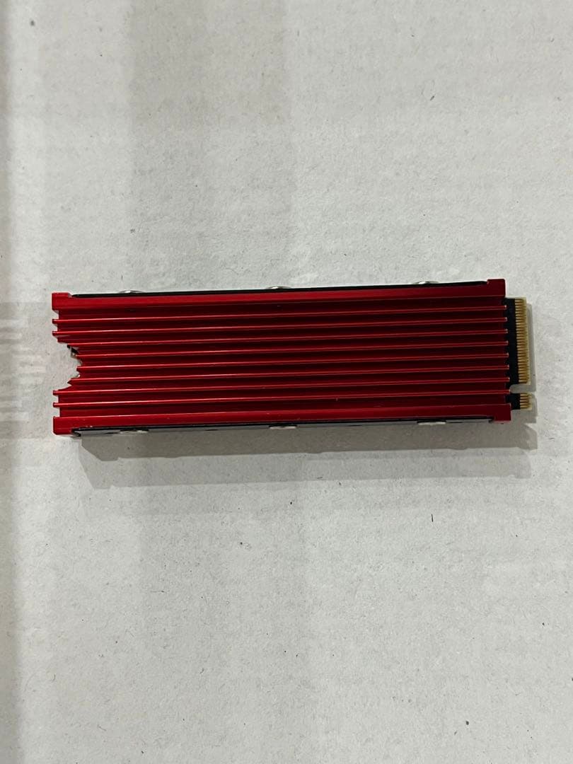 Crucial P5 SSD 1TB NVNe M.2 クルーシャル