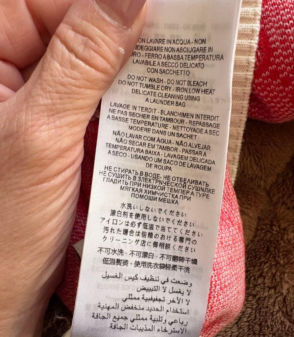 グッチ赤系ワンピース