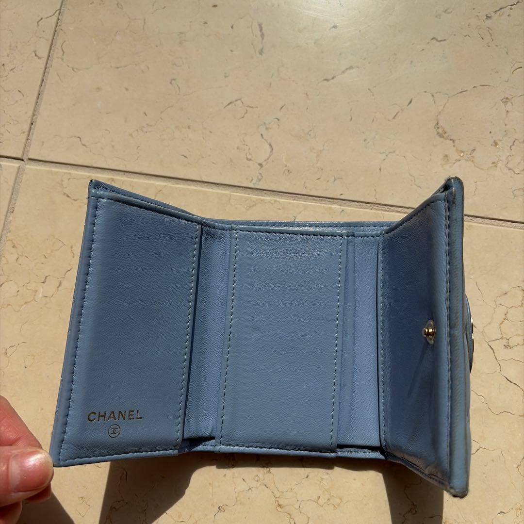 CHANEL 三つ折り財布 ブルー