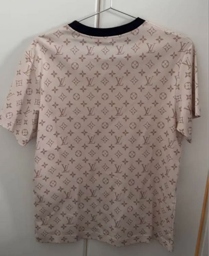 LOUIS VUITTON モノグラムTシャツ