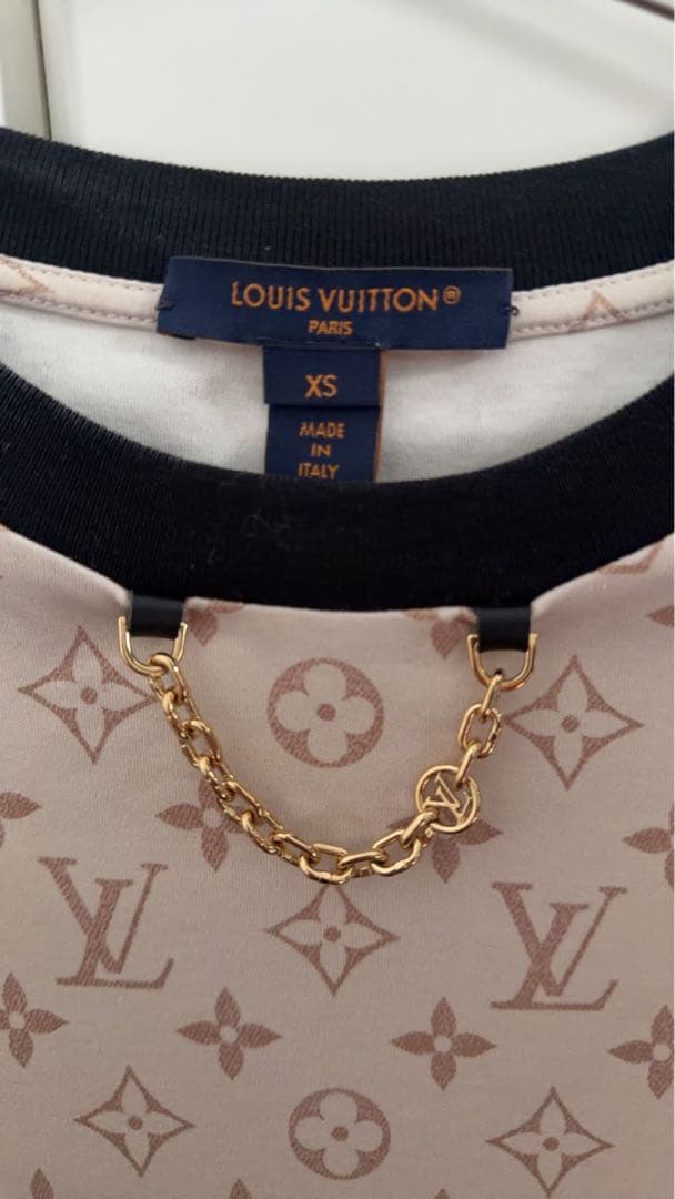 LOUIS VUITTON モノグラムTシャツ