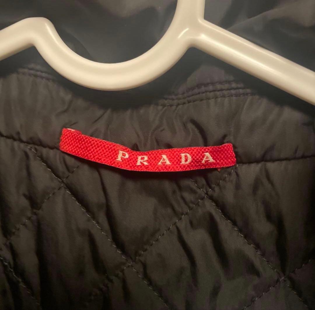 PRADA ナイロンベスト