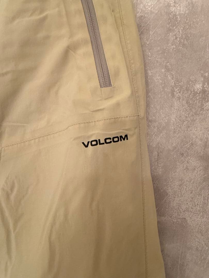 VOLCOM GORE-TEX スノーボードパンツ クリーム色