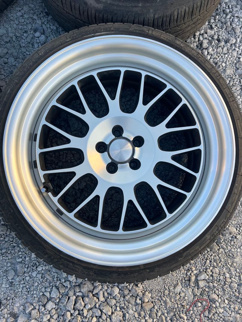 X3-SR 19インチ 8J 9J +25 PCD100