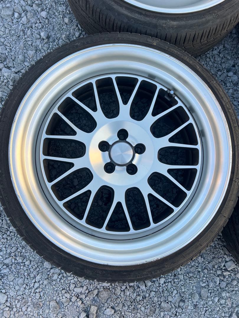 X3-SR 19インチ 8J 9J +25 PCD100