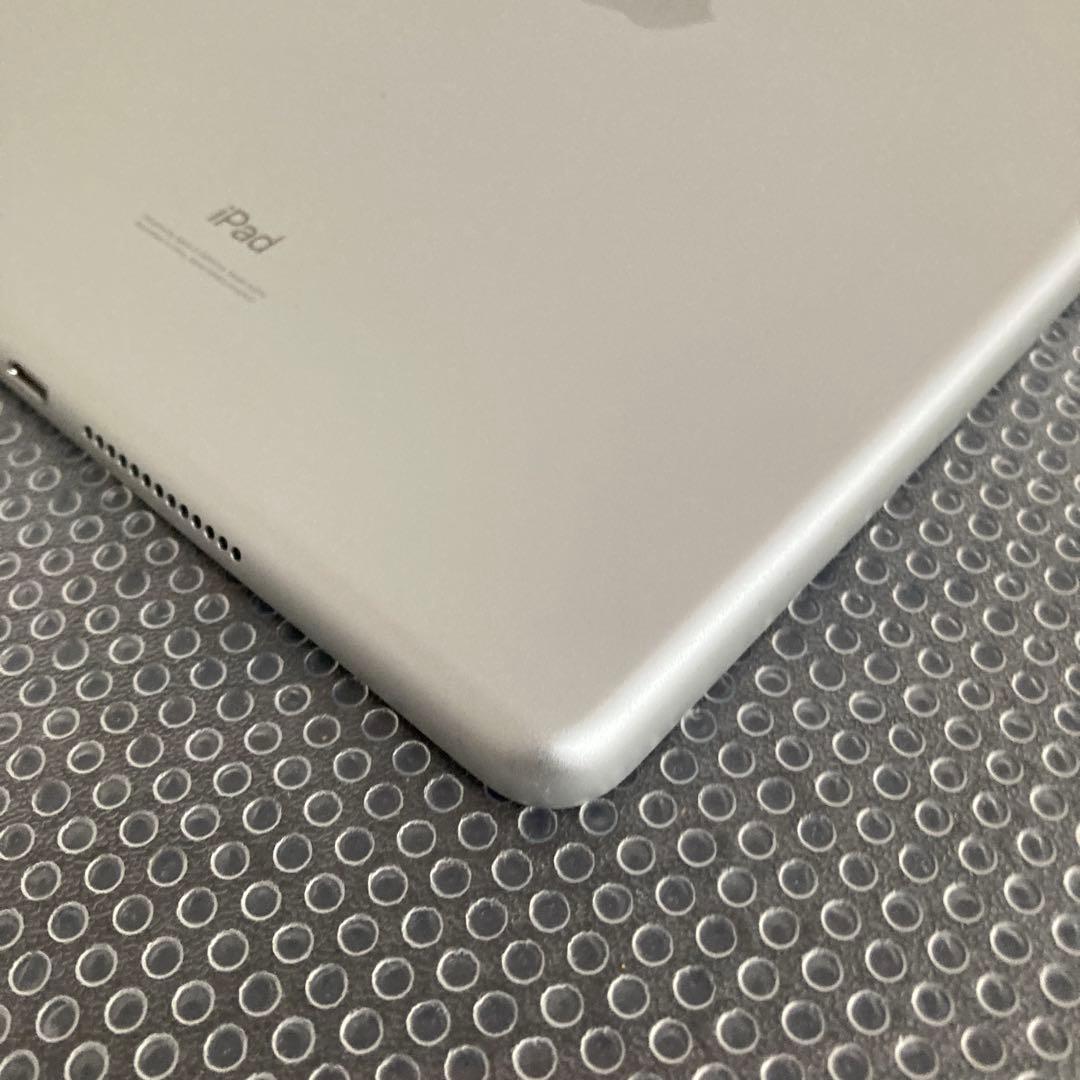 586【早い者勝ち】iPad8 第8世代 32GB WIFIモデル☆